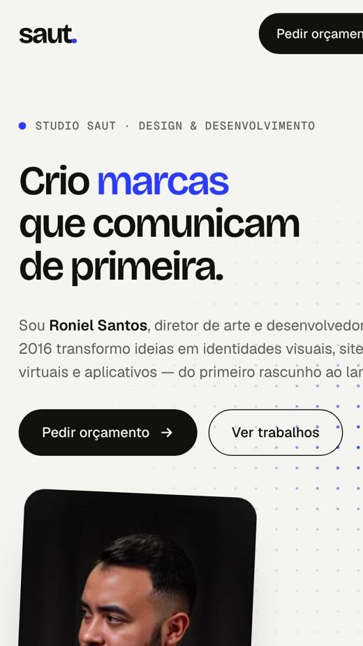 Página inicial do site da Saut Design no celular